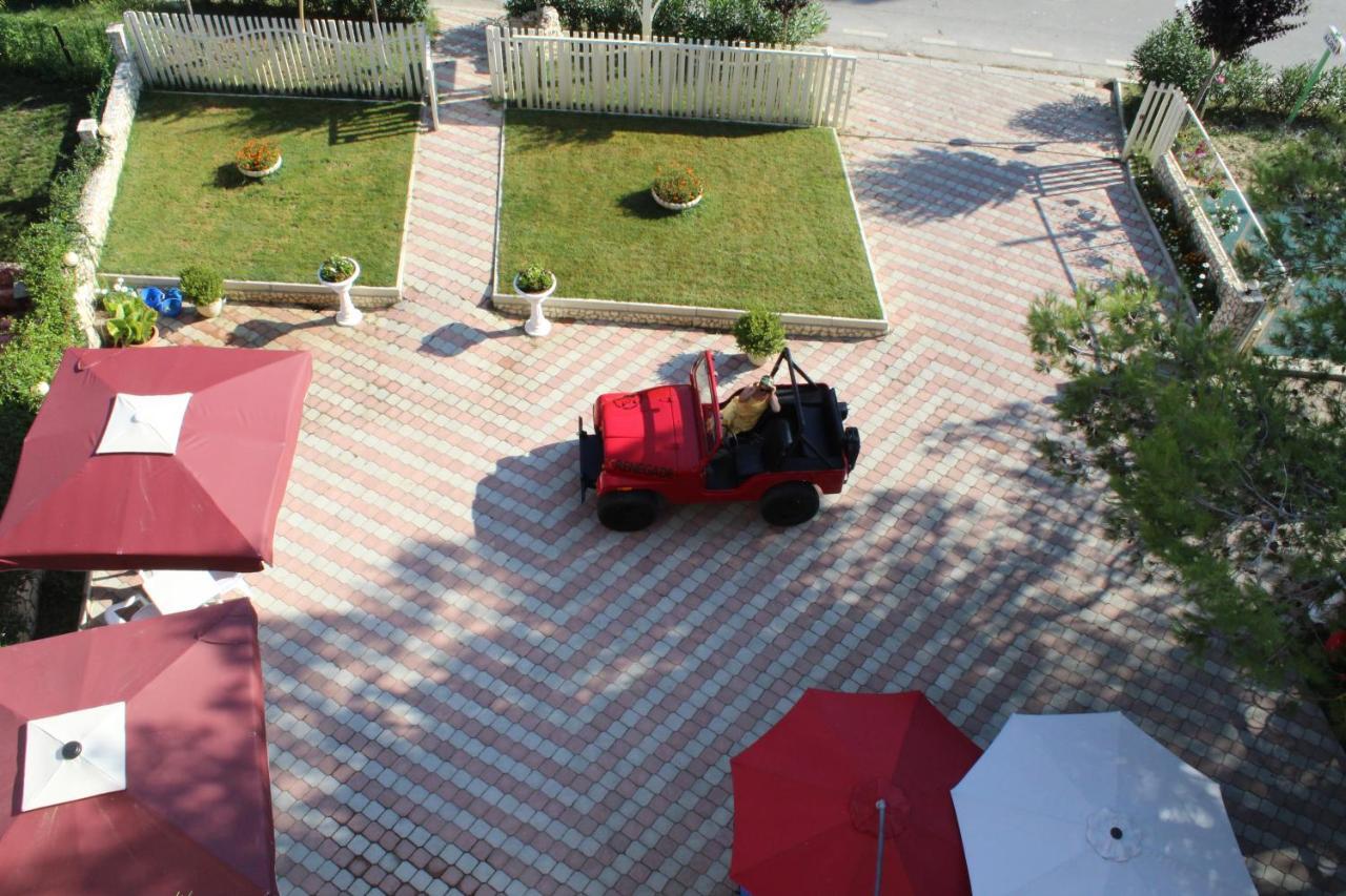 Hotel Villa Aljor Golem  Extérieur photo