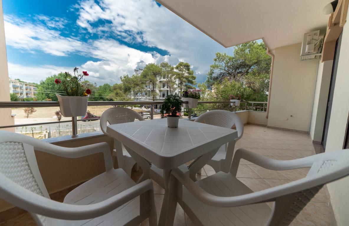 Hotel Villa Aljor Golem  Extérieur photo