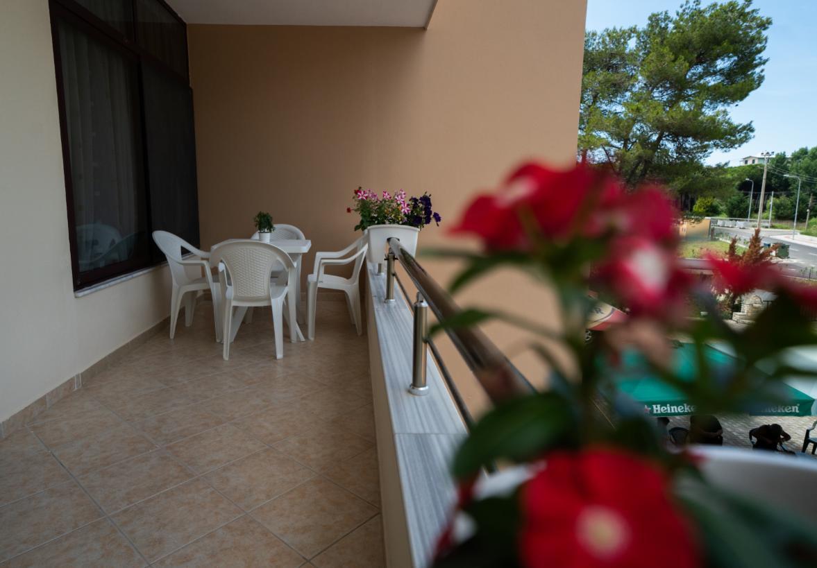 Hotel Villa Aljor Golem  Extérieur photo